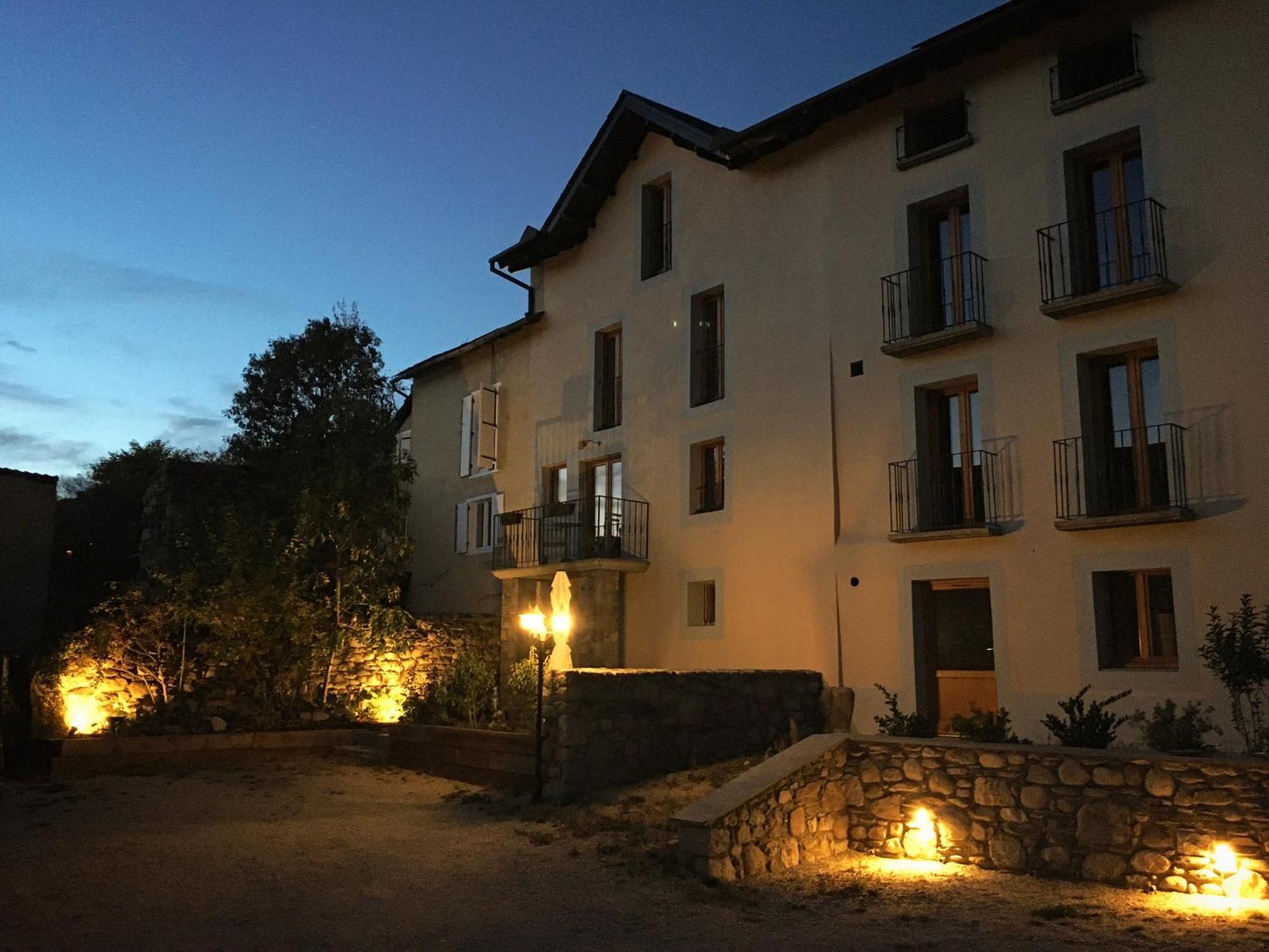 Domaine Agricole Cotzé / Casa rural Enveitg Exterior foto
